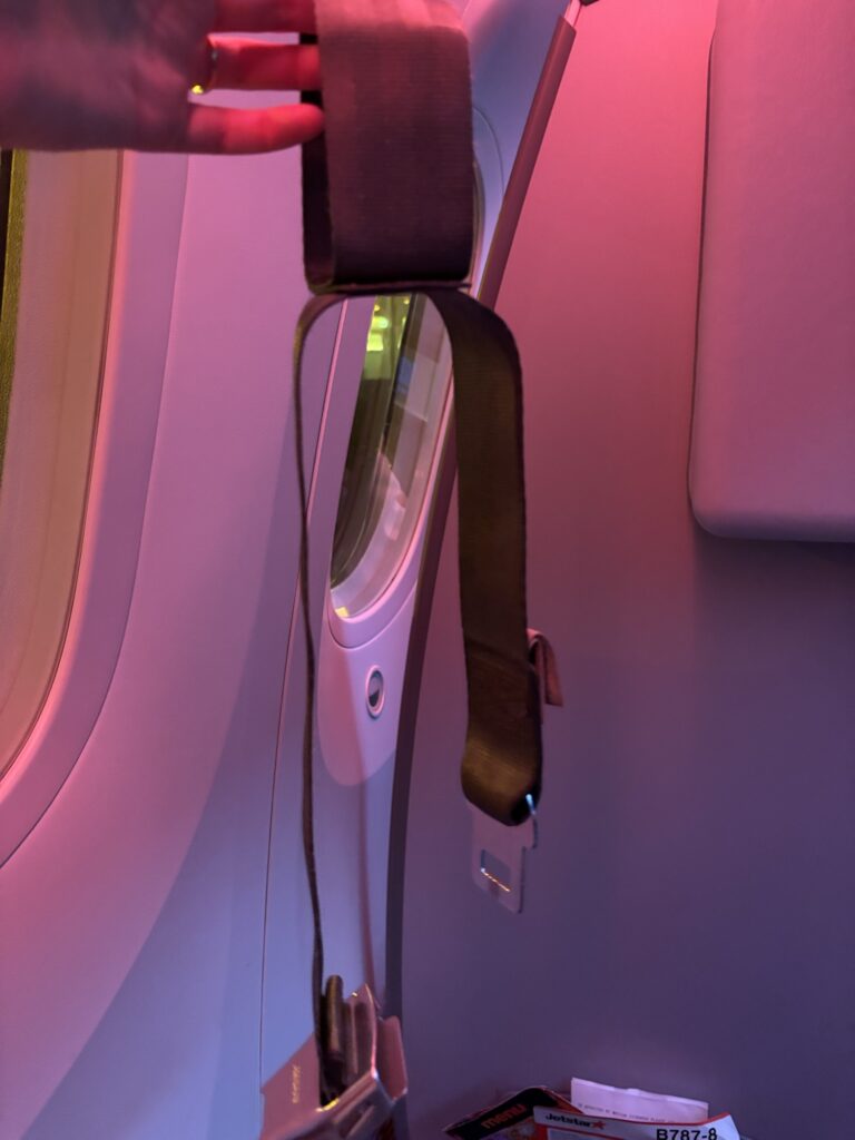 ジェットスター　子供用シートベルト