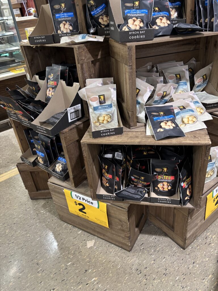 ケアンズ　ウールワース