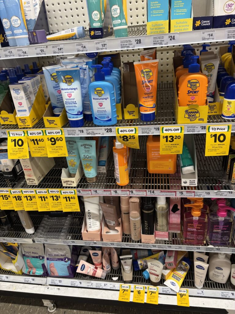 ケアンズ　ウールワース