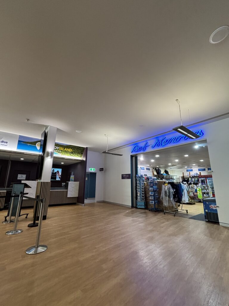 ケアンズ　リーフ・フリート・ターミナル