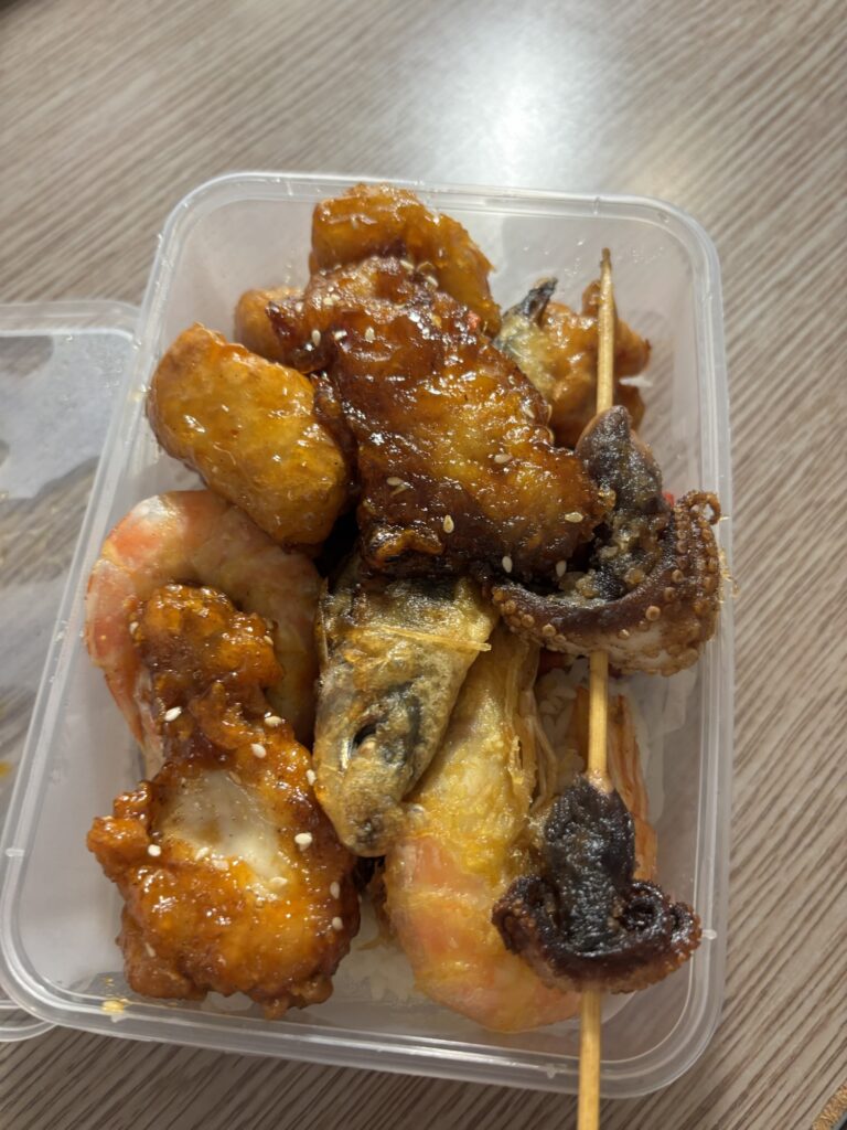 ケアンズ　ナイトマーケット