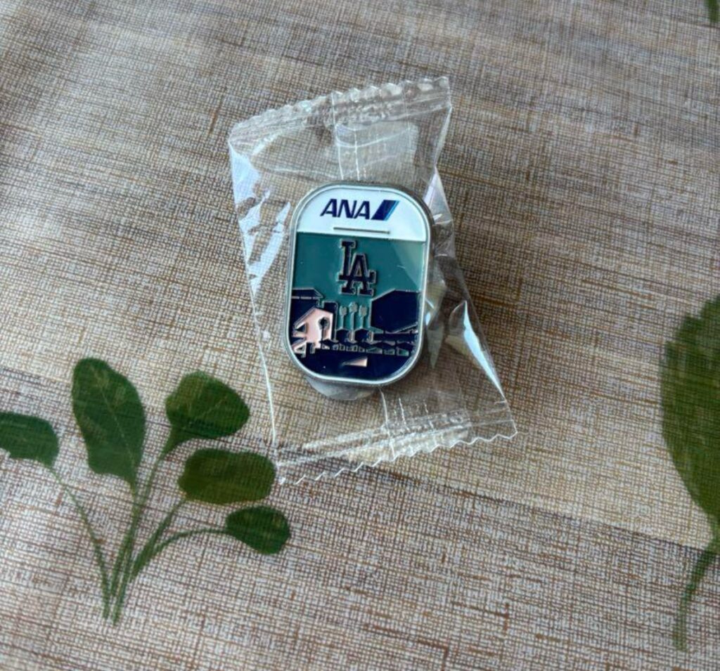 ANA ロサンゼルス便限定 ピンバッジ