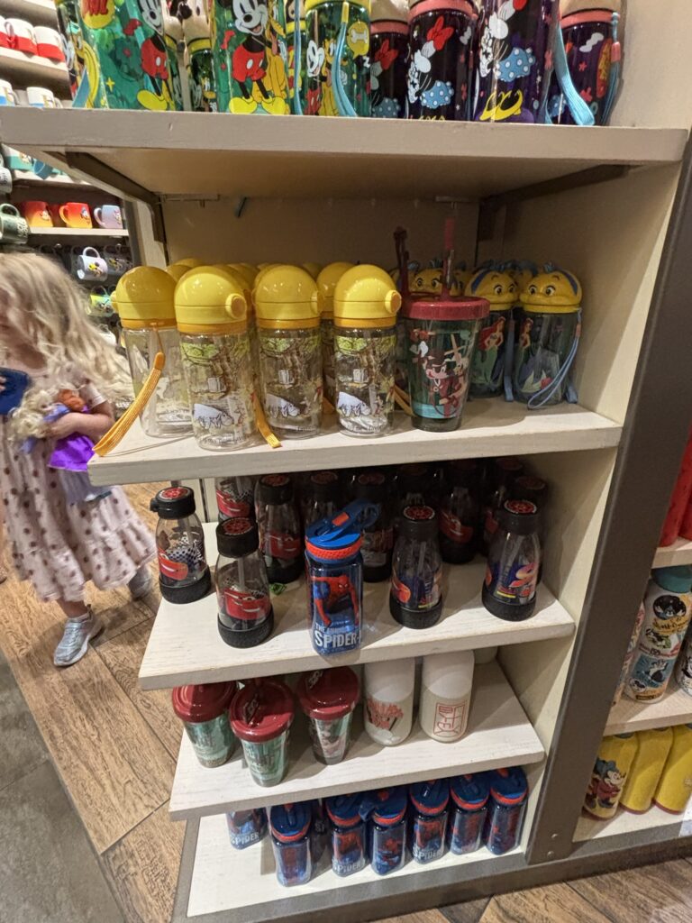 ダウンタウンディズニー　ワールド・オブ・ディズニー