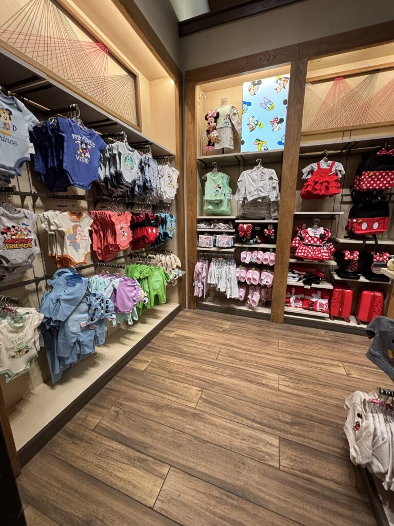 ダウンタウンディズニー　ワールド・オブ・ディズニー