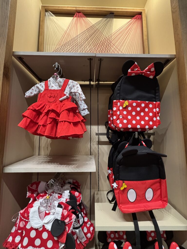 ダウンタウンディズニー　ワールド・オブ・ディズニー