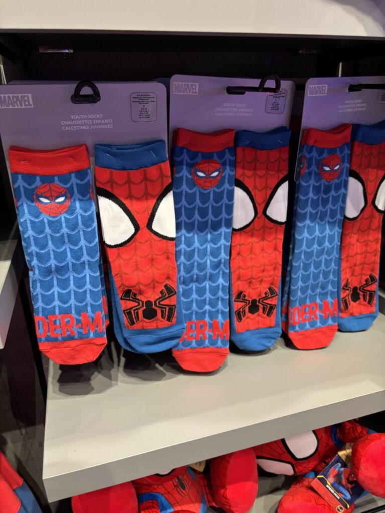 ダウンタウンディズニー　Avengers Reserve　スパイダーマングッズ