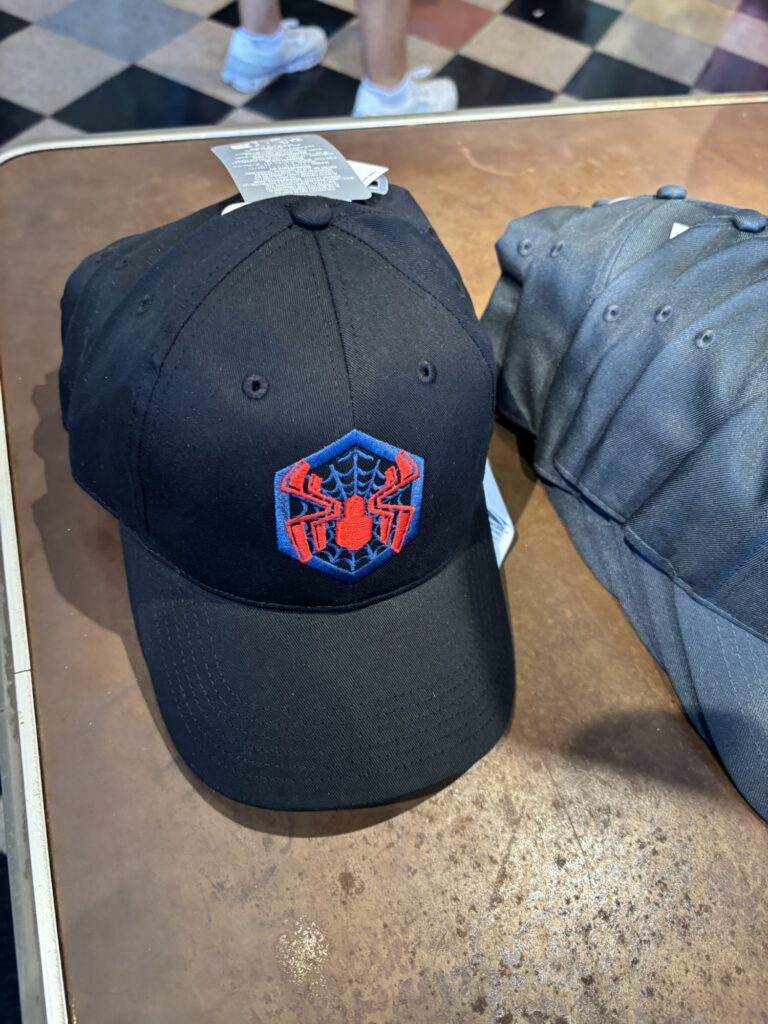 カリフォルニア・アドベンチャー　スパイダーマングッズ