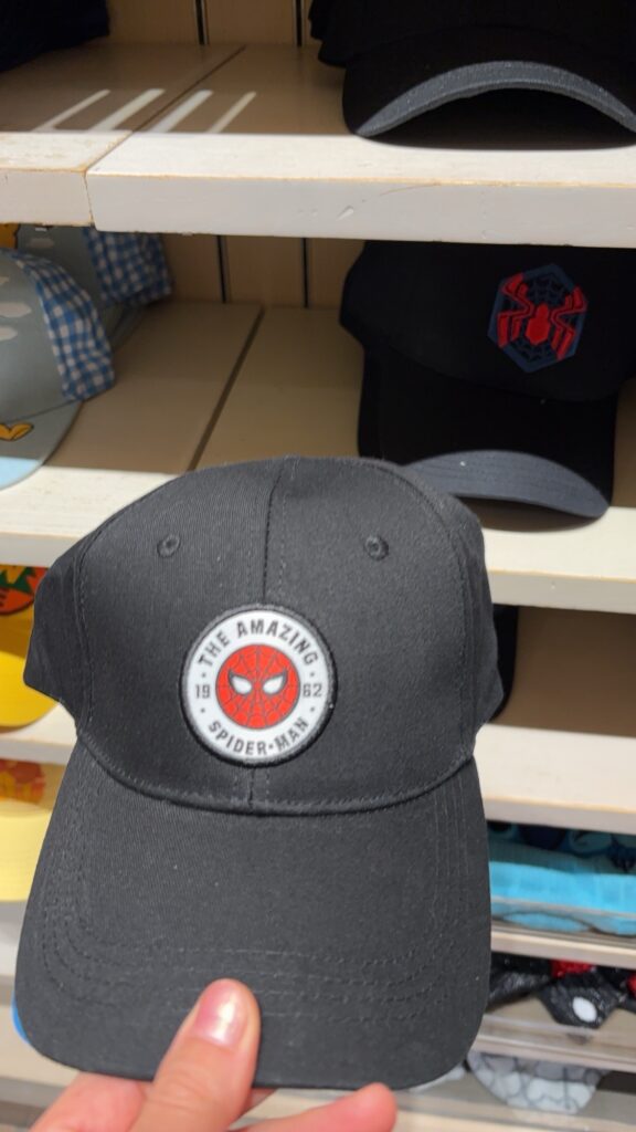 ダウンタウンディズニー　ワールド・オブ・ディズニー　スパイダーマングッズ