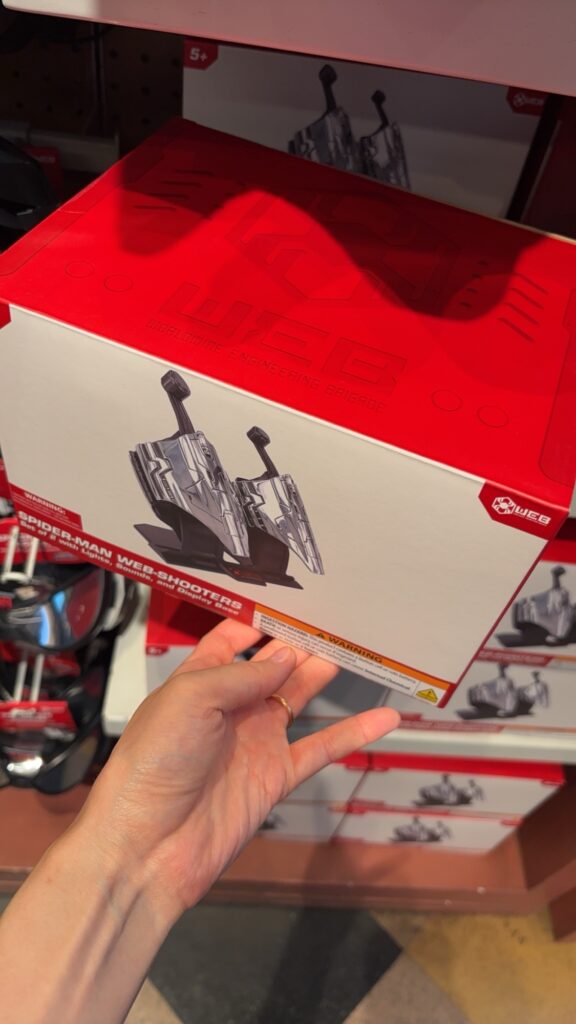 カリフォルニア・アドベンチャー　スパイダーマングッズ