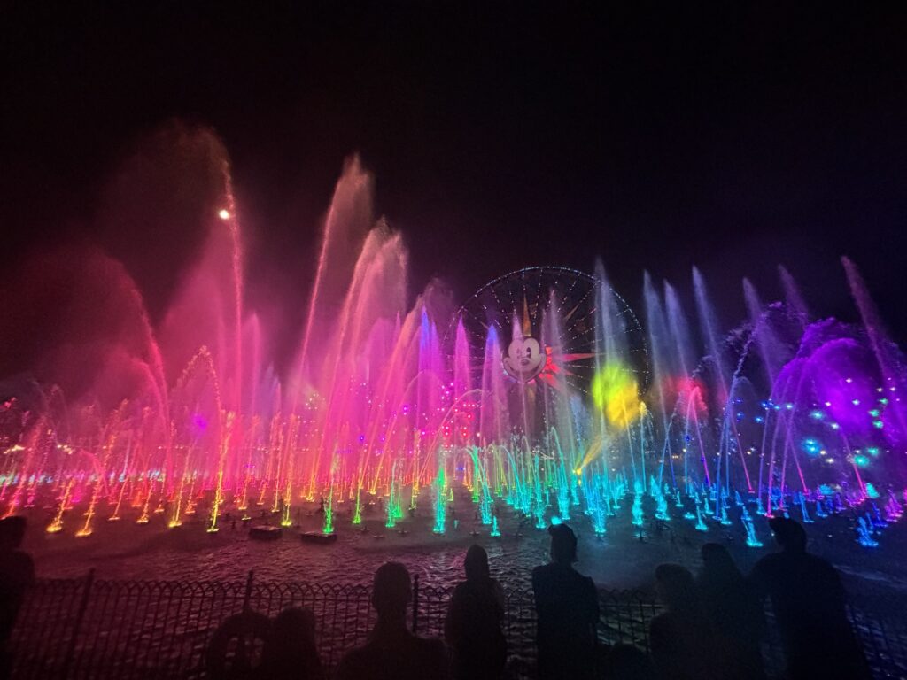 カリフォルニア・アドベンチャー　ワールド・オブ・カラー